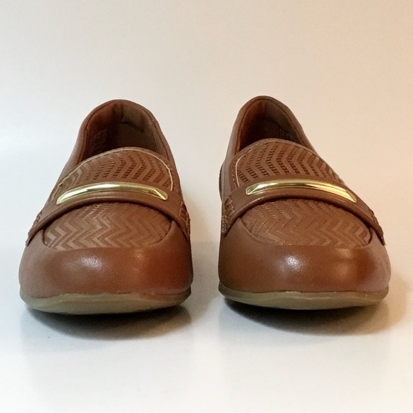 New Clarks Collection ‘Juliet Aster’ Loafer Flats - Picture 6 of 14